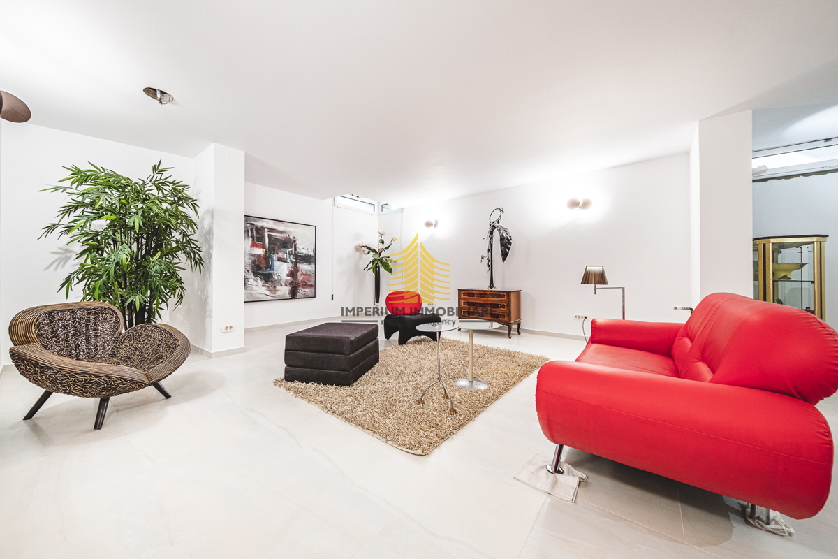 Коммерческая площадь ZAGREB, 700 €