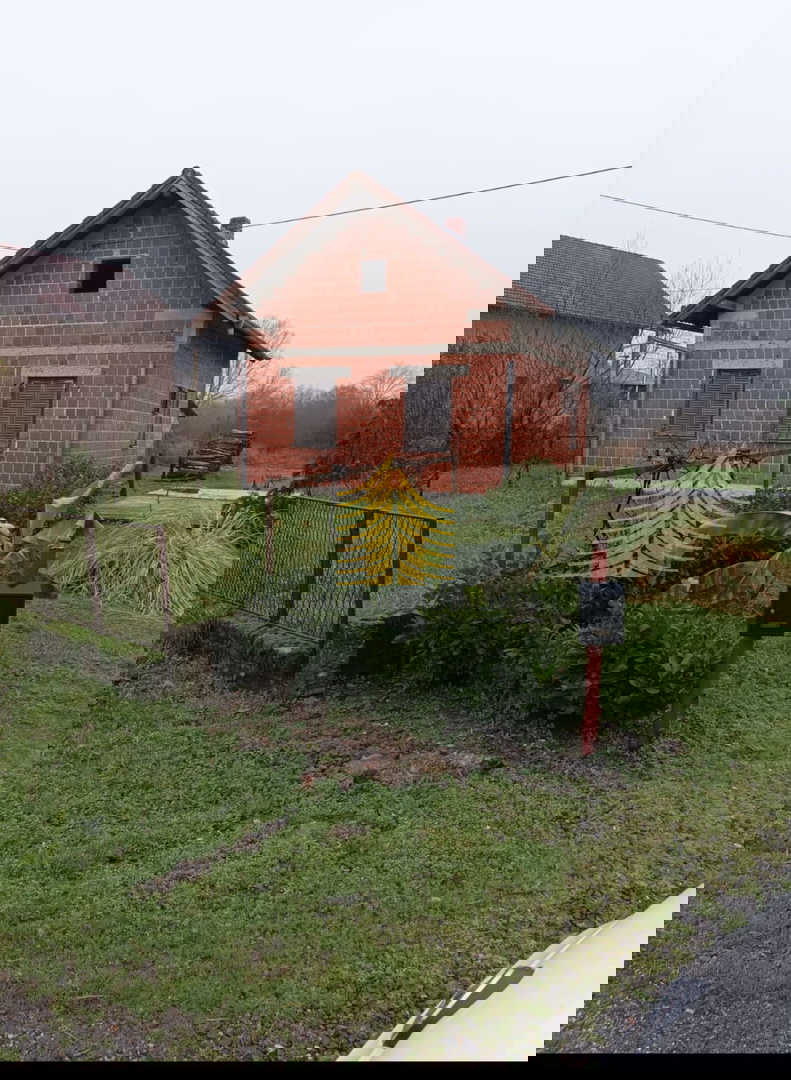 Дом GLINA, 30.000 €