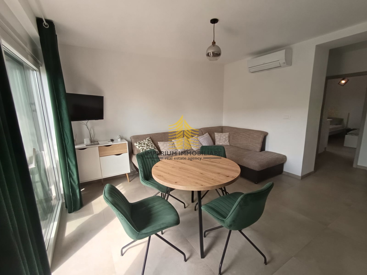 KAŠTEL STARI