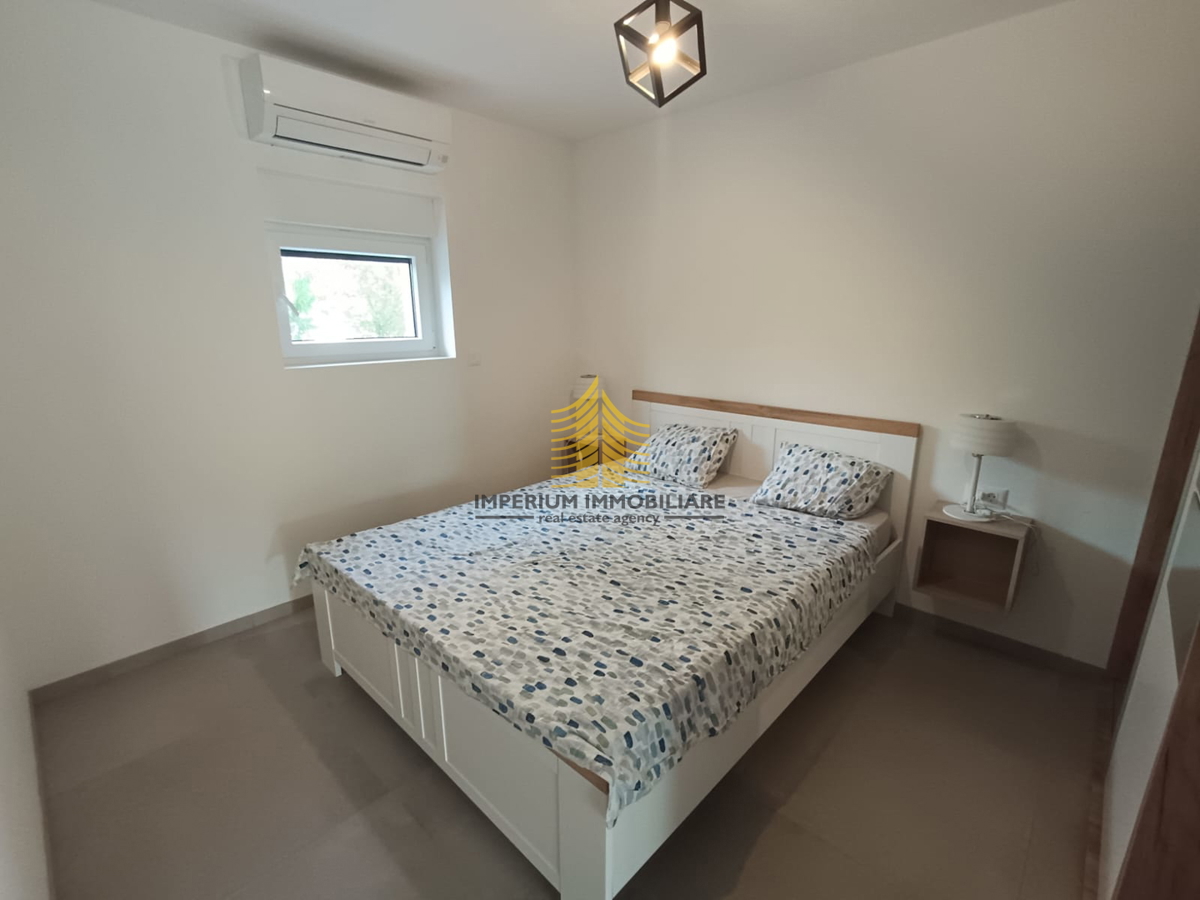 KAŠTEL STARI