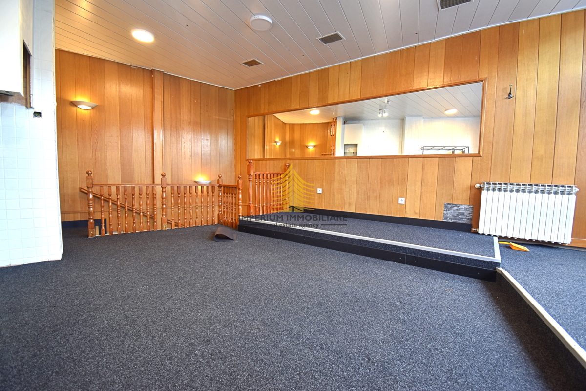 Locale commerciale ZAGREB, 209.900 €