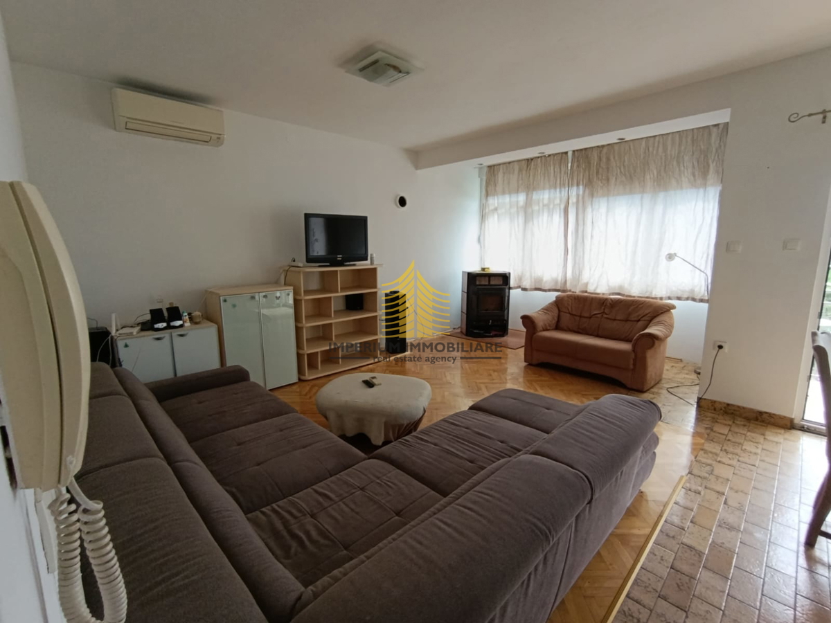 KAŠTEL STARI