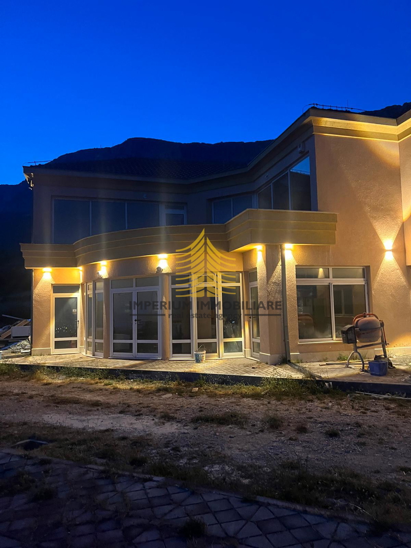 KAŠTEL SUĆURAC