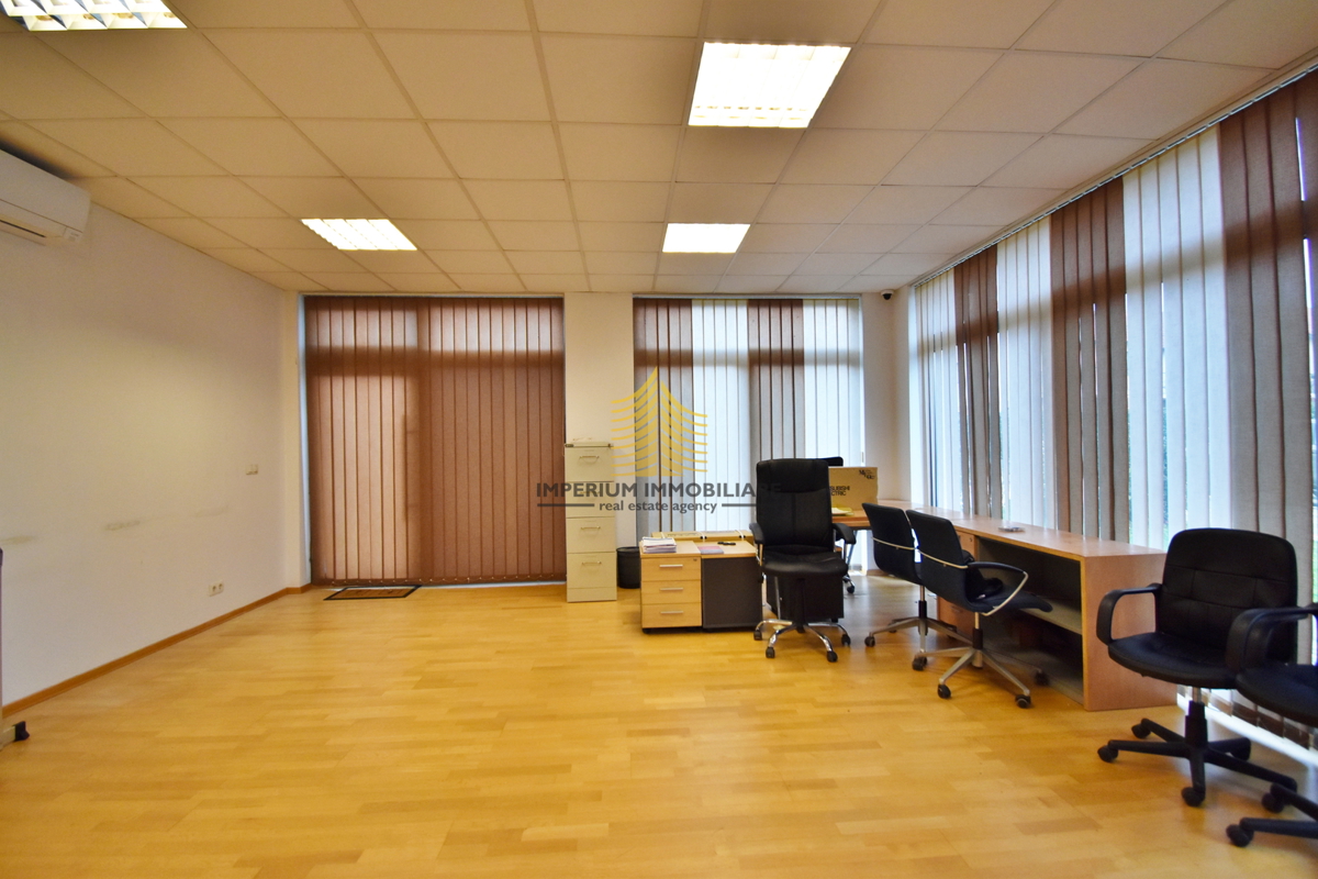 Коммерческая площадь SAMOBOR, 1.000 €