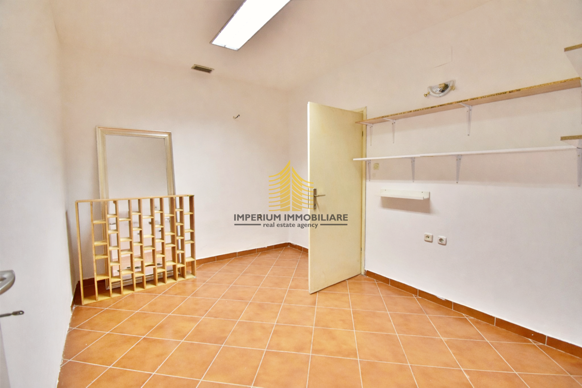 Locale commerciale ZAGREB, 55.000 €