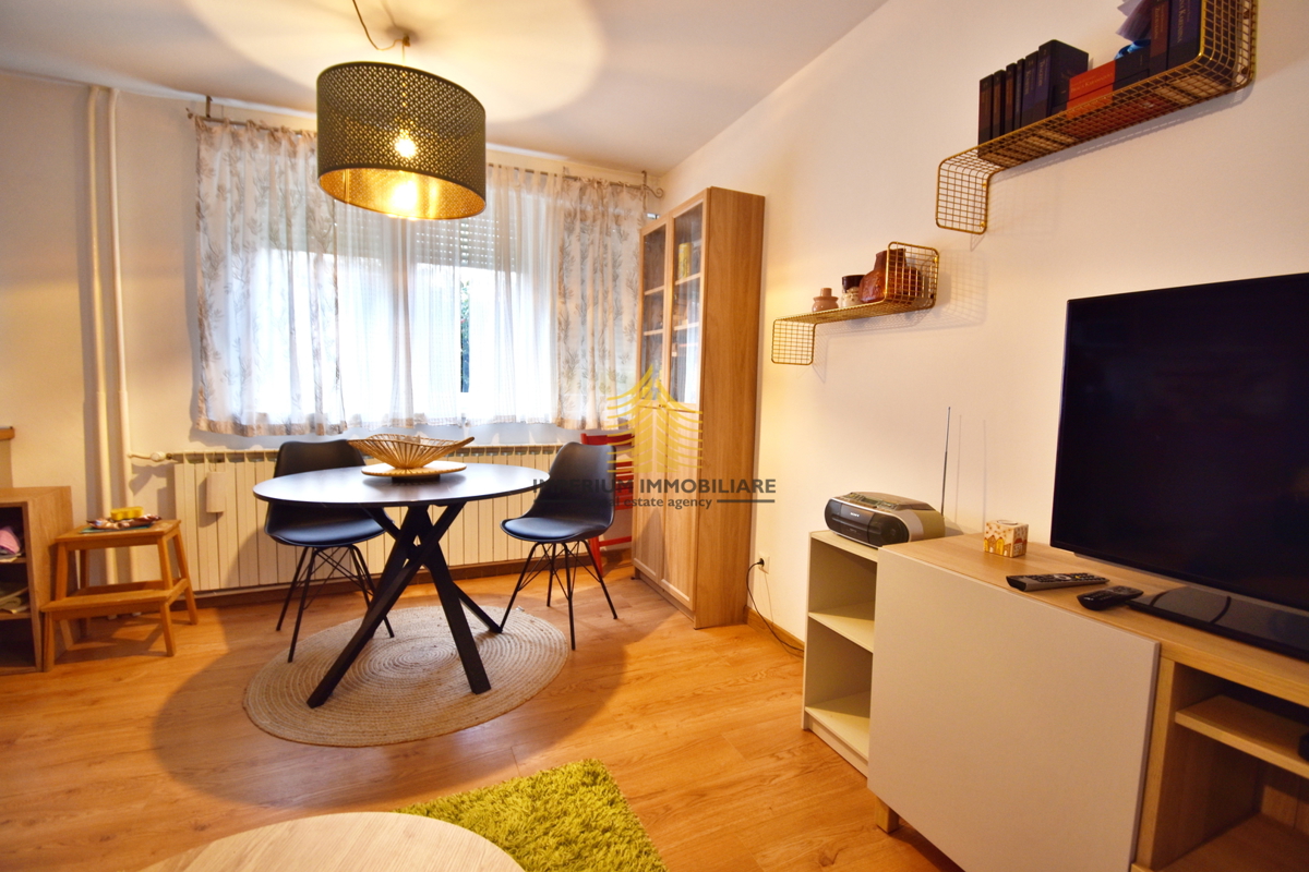 Appartamento SAMOBOR, 700 €