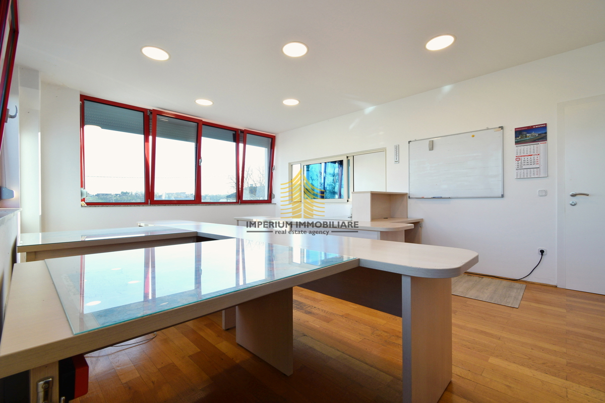 Locale commerciale SVETA NEDELJA, 1.300 €