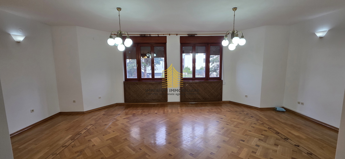 Дом ZAGREB, 5.000 €