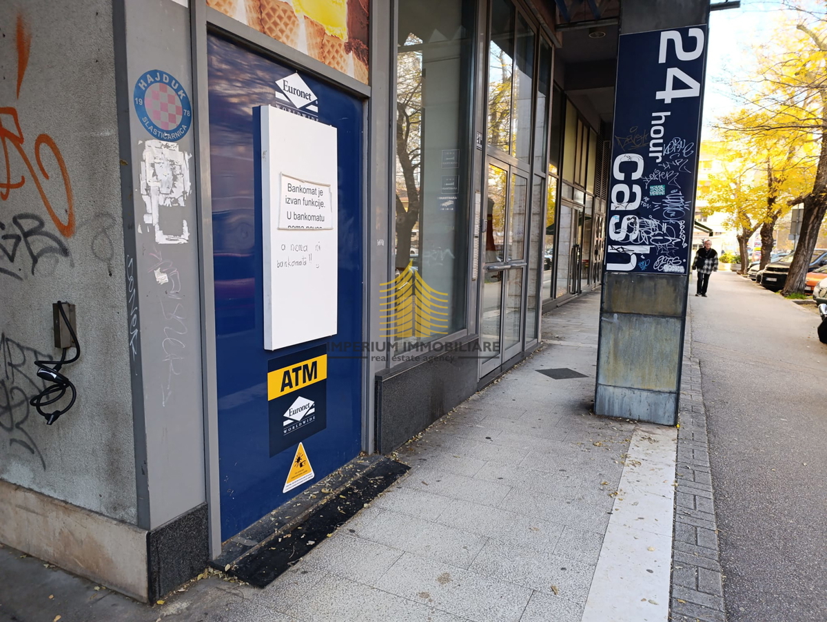 Locale commerciale BRAČ, 500 €