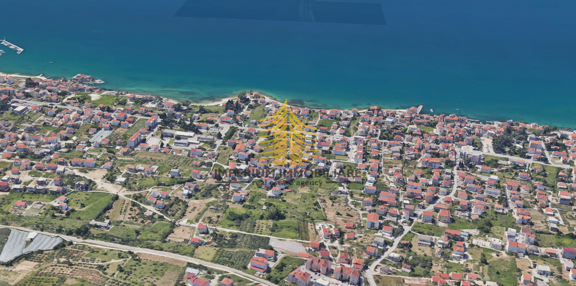 Terreno KAŠTELA, 237.000 €