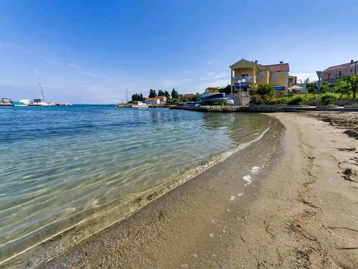 Квартира UGLJAN, 216.000 €