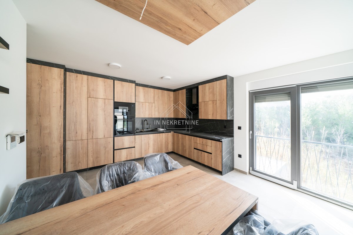 Квартира PRIVLAKA, 360.000 €