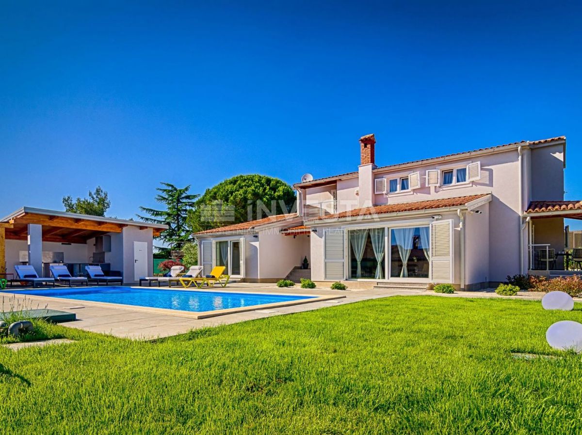 Дом FAŽANA, 815.000 €