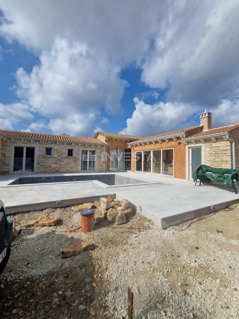 Casa SVETI PETAR U ŠUMI, 390.000 €