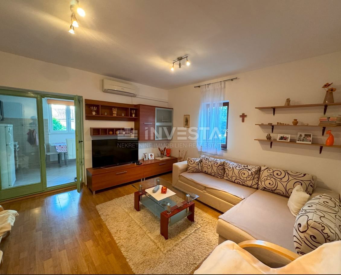 Appartamento NOVIGRAD, 200.000 €