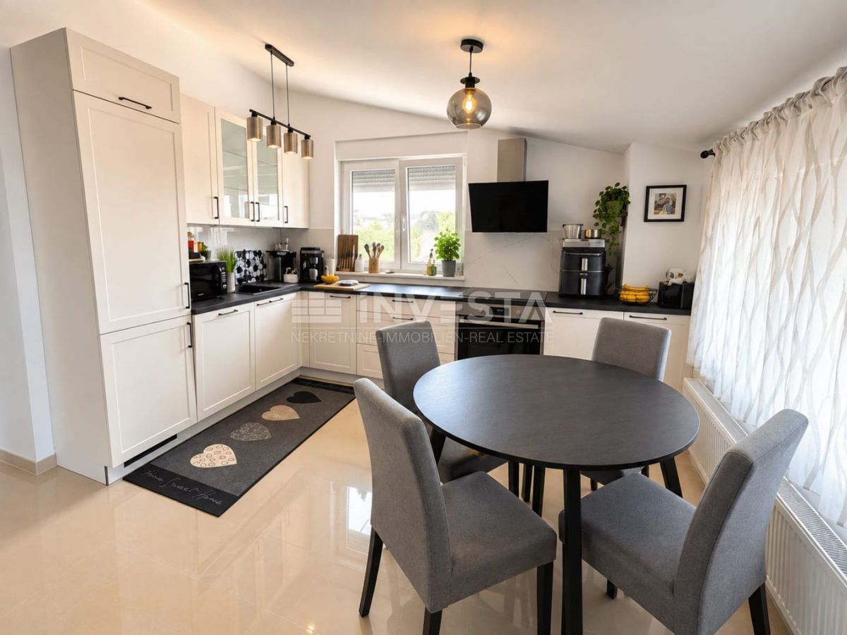 Pula, Kaštanjer – newly furnished apartment, 58 m², 2 bedrooms, loggia and parking
