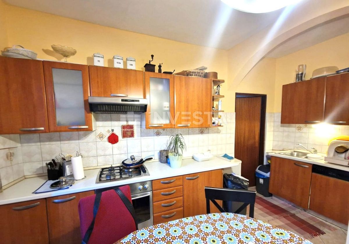 Appartamento PULA, 190.000 €