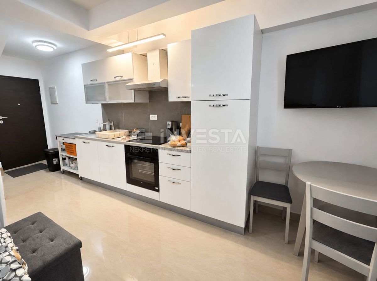 PULA – KAŠTANJER New, furnished studio apartment – 28 m² Parking