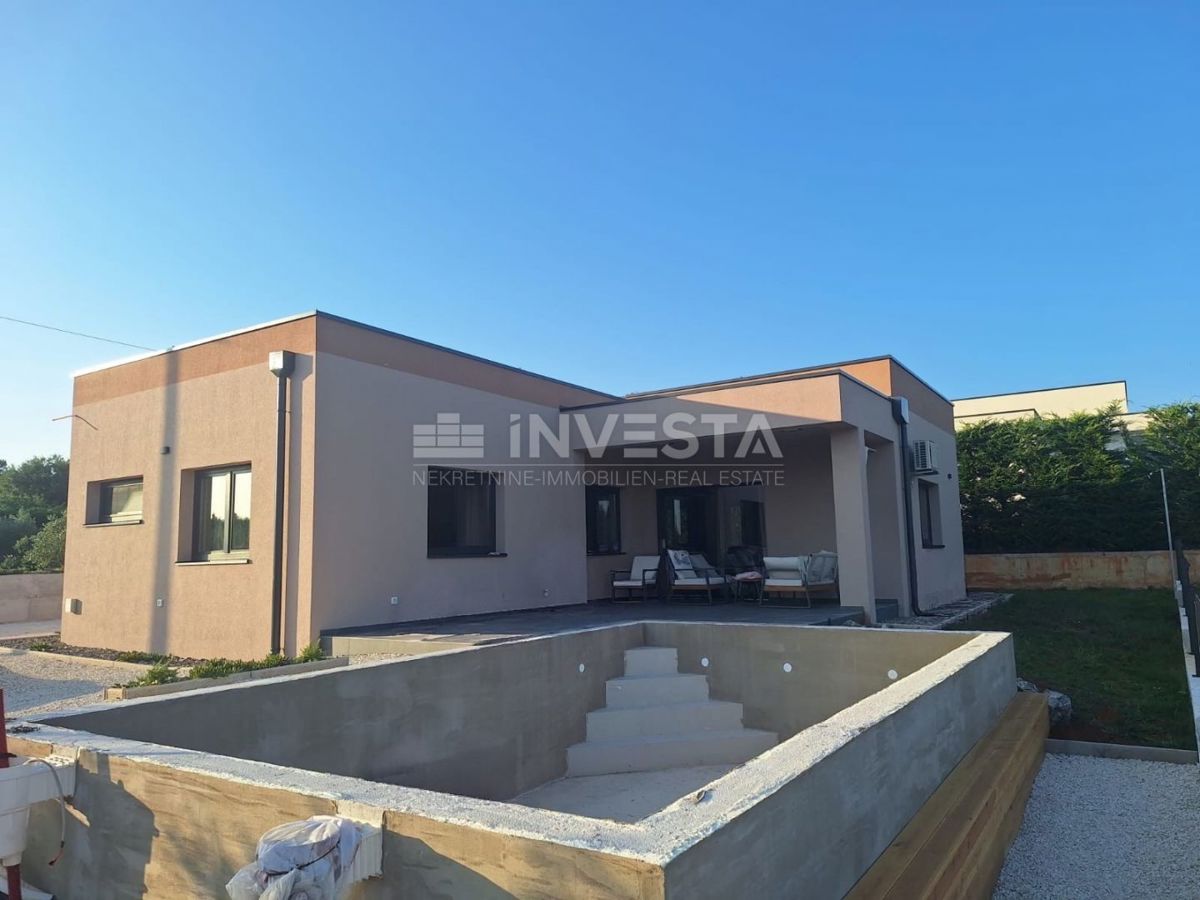 Дом SVETVINČENAT, 414.000 €