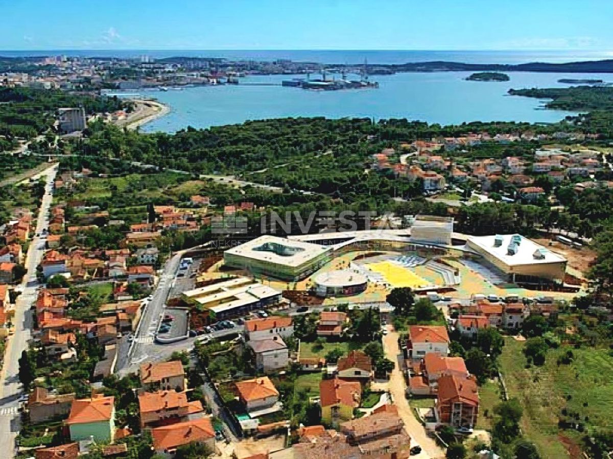 Участок PULA, 197.500 €