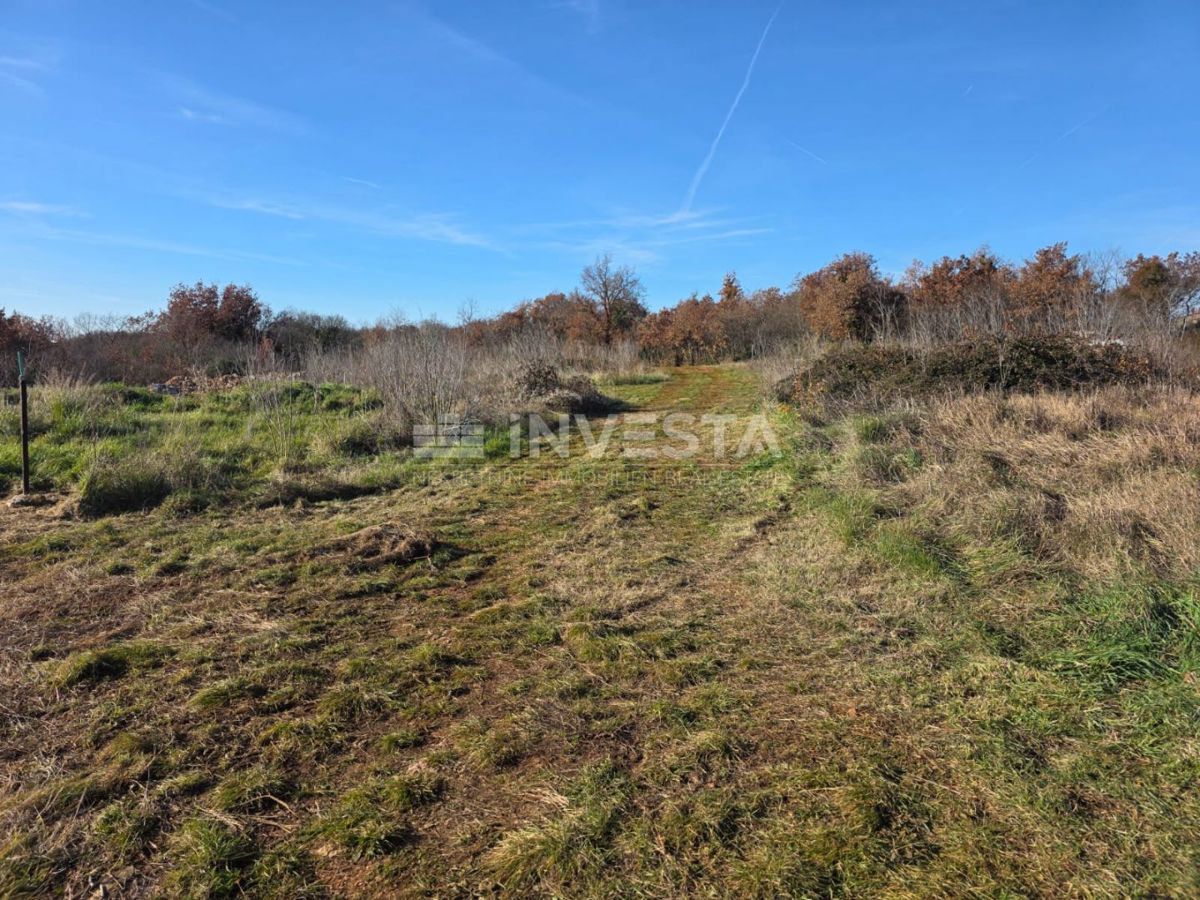 Участок VODNJAN, 140.000 €