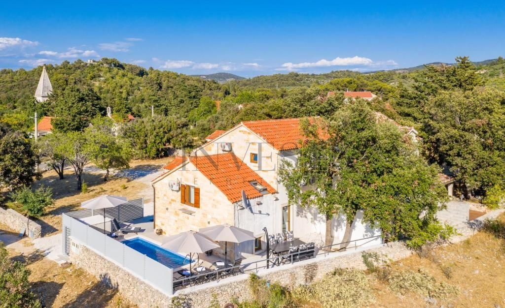 Casa BRAČ, 379.000 €