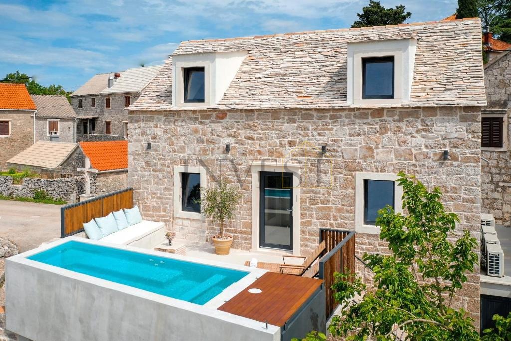 Casa BRAČ, 940.000 €