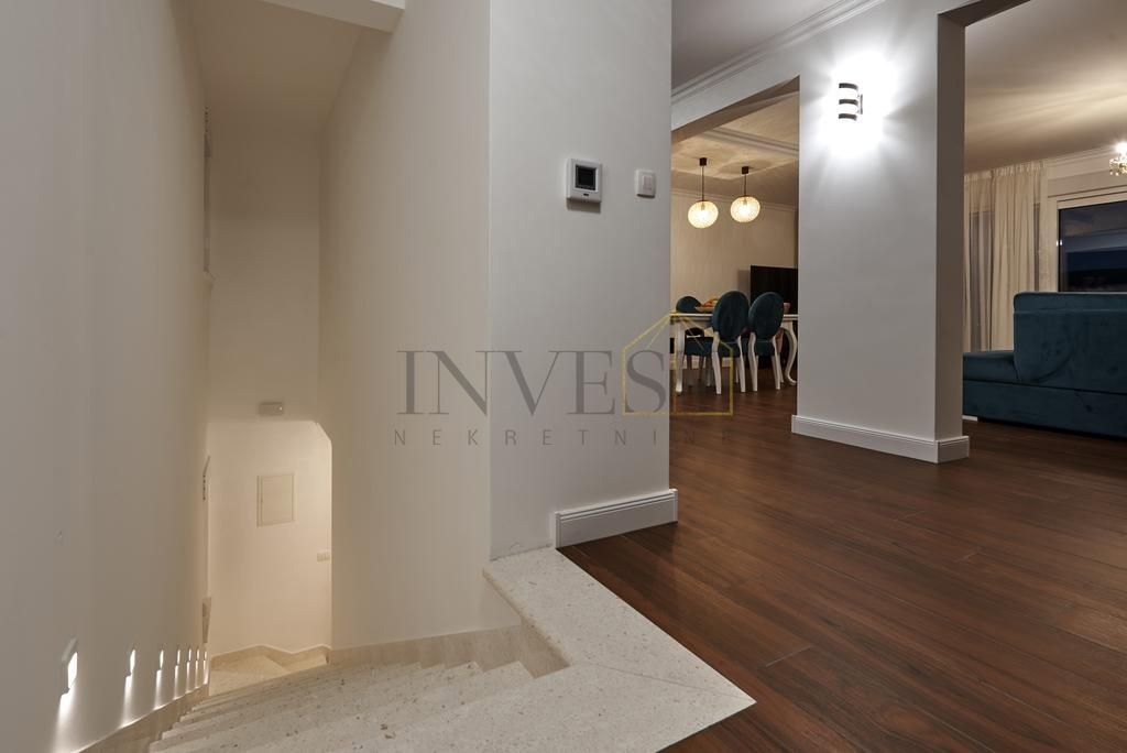 Appartamento ČIOVO, 460.000 €