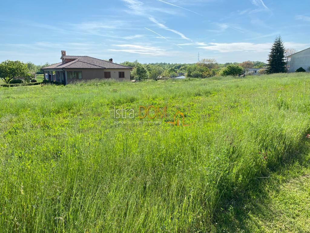 Terreno BARBAN, 72.800 €