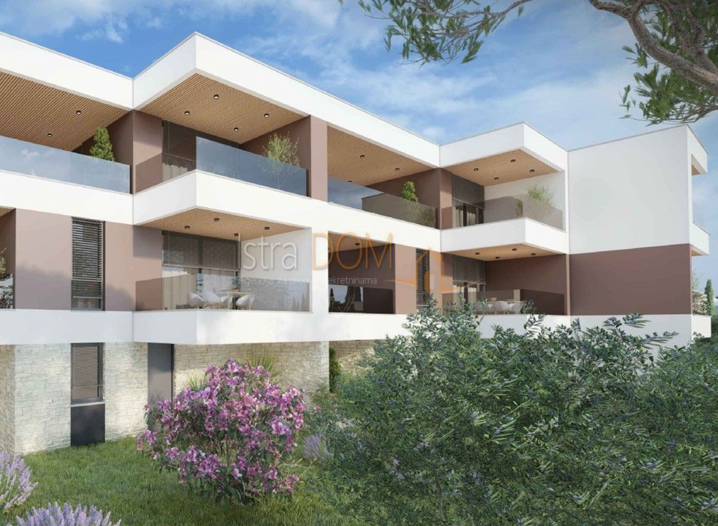 Flat Valdebek, Pula, 75m2