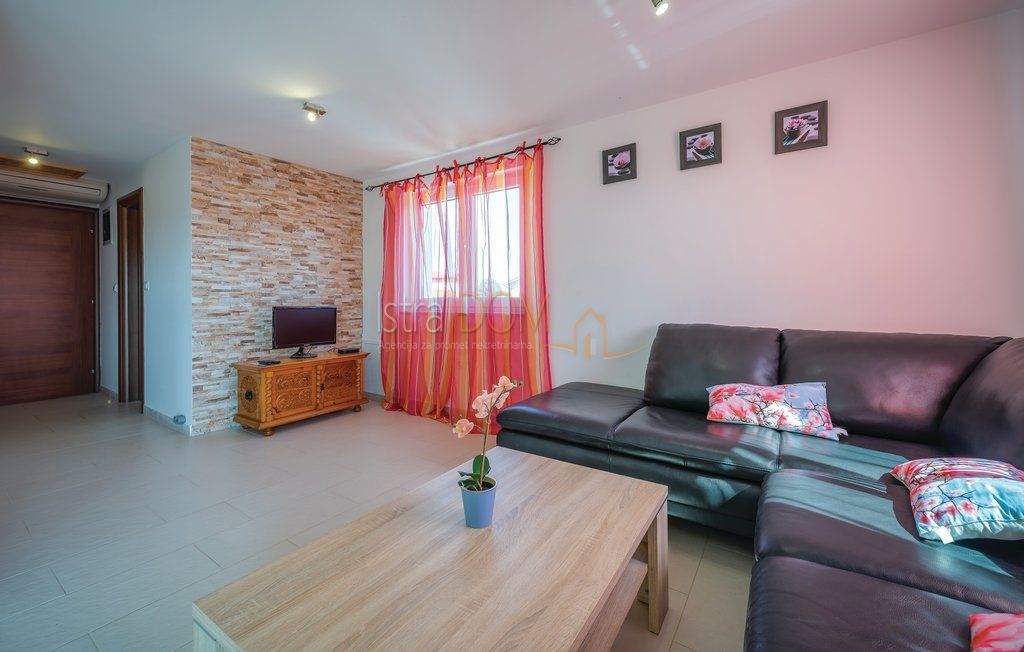 Casa FAŽANA, 740.000 €