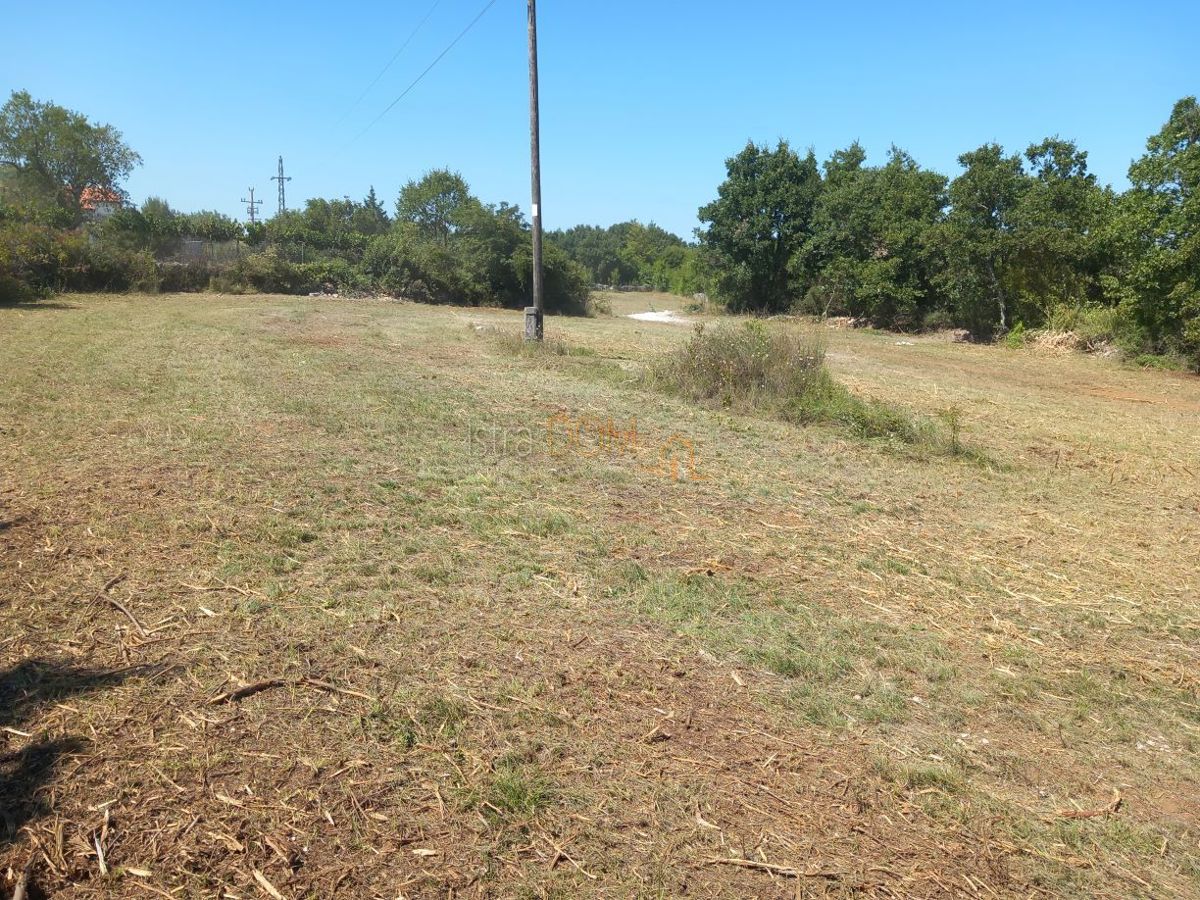 * GRAĐEVINSKO ZEMLJIŠTE 1.222 m² – BUTKOVIĆI * – 3
