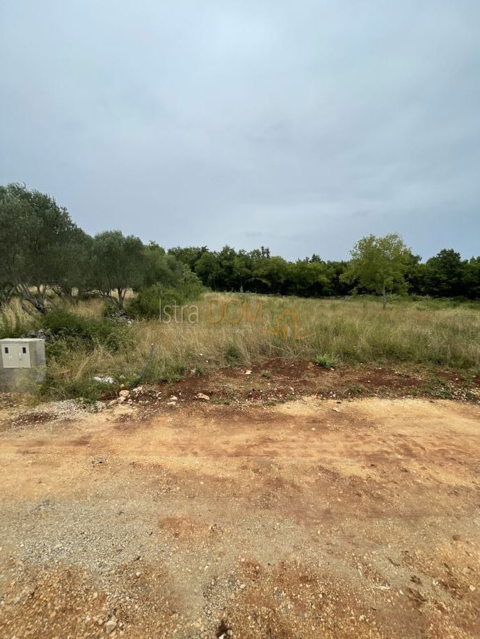 Terreno MARČANA, 105.000 €