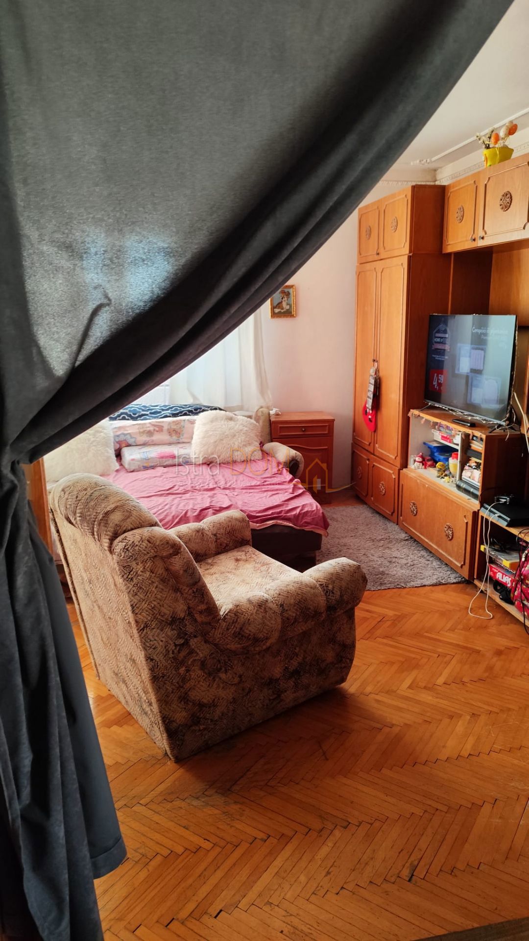 BUJE