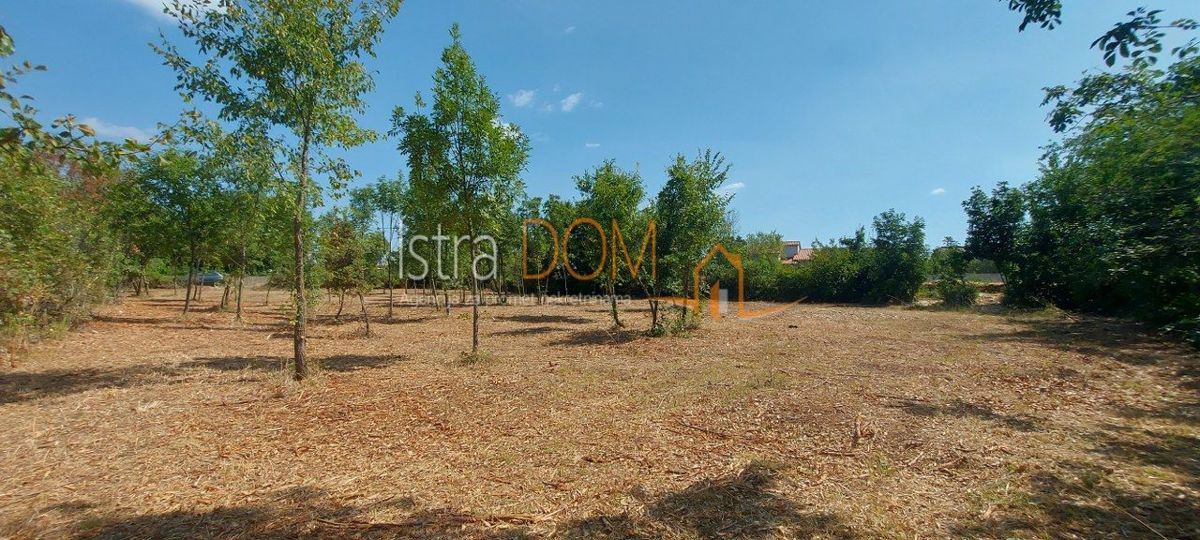 Участок SVETVINČENAT, 75.000 €