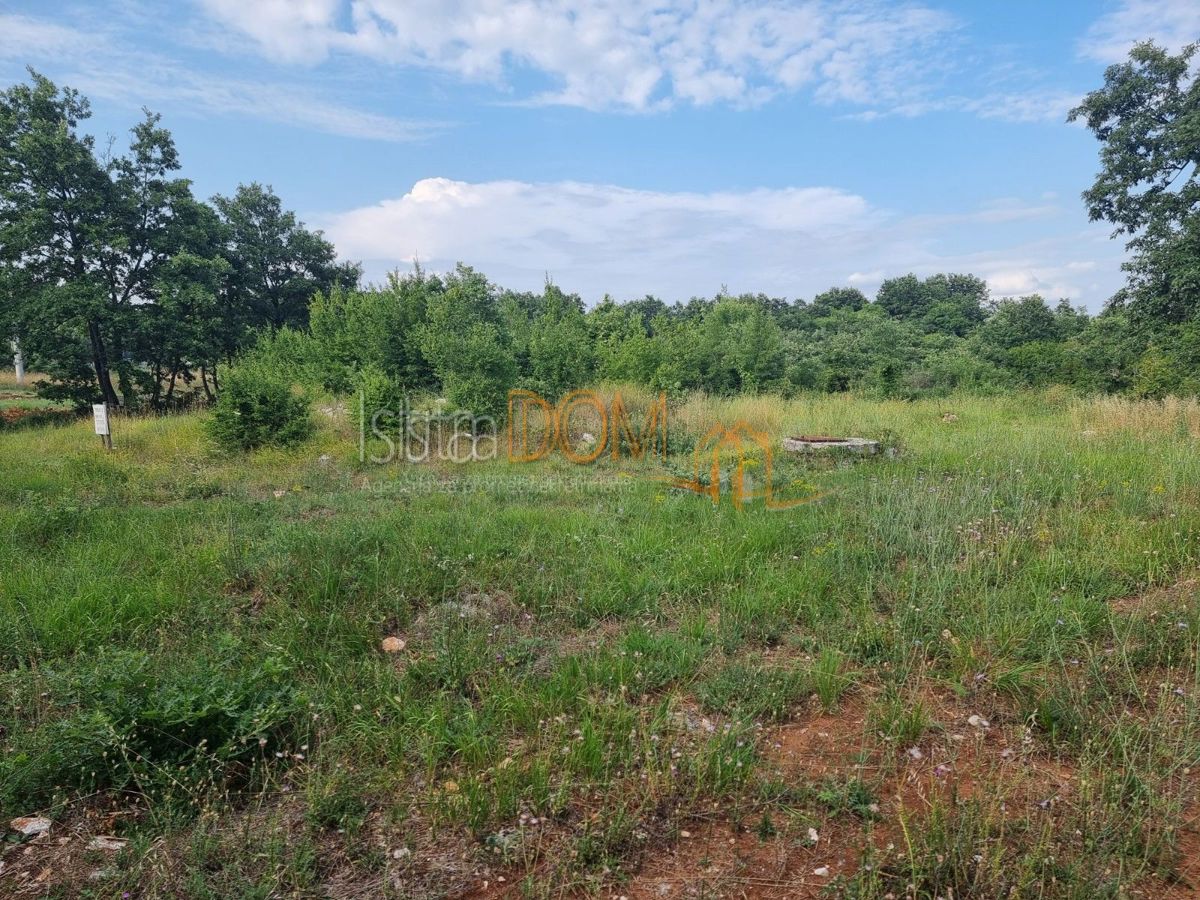 Участок SVETVINČENAT, 136.000 €