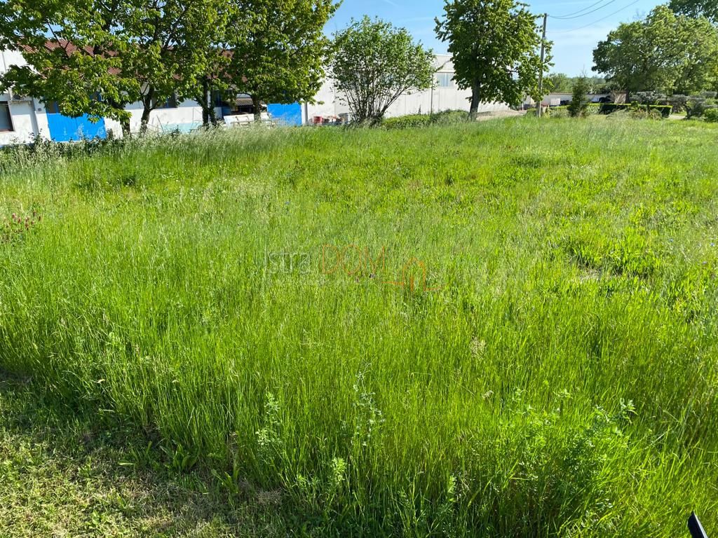 Terreno BARBAN, 72.800 €