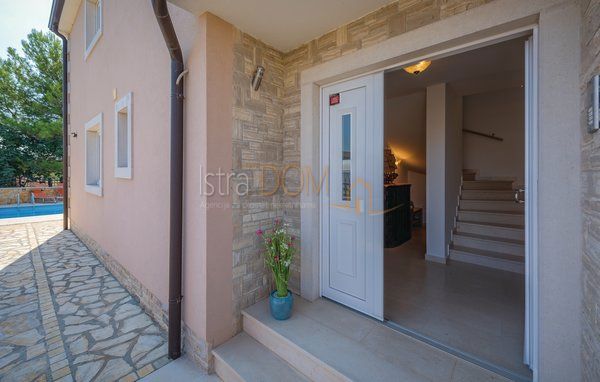 image 30