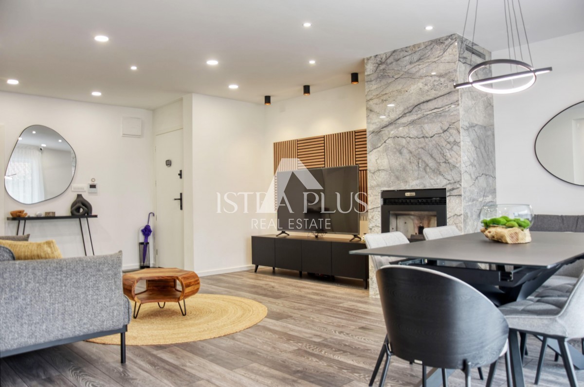 Poreč, Poreč – Beautiful, spacious apartment 100 m², 800 m from the sea