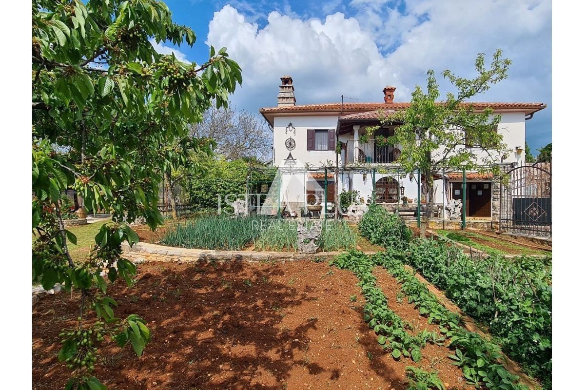 Casa OPRTALJ, 380.000 €