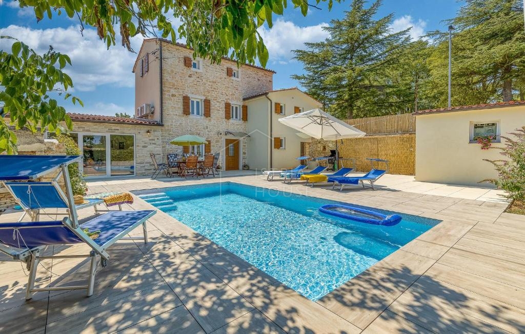 Casa KANFANAR, 620.000 €