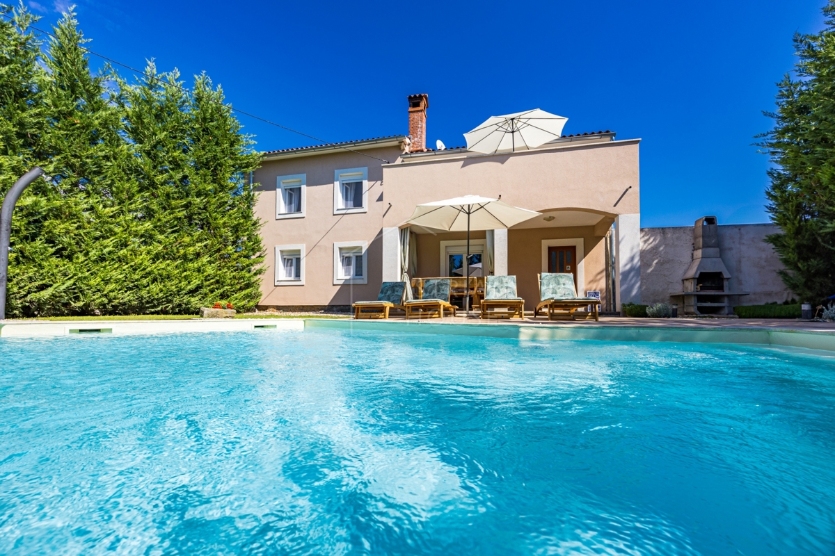 Дом SVETVINČENAT, 407.000 €