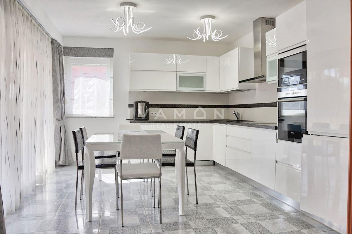 Квартира POREČ, 599.000 €