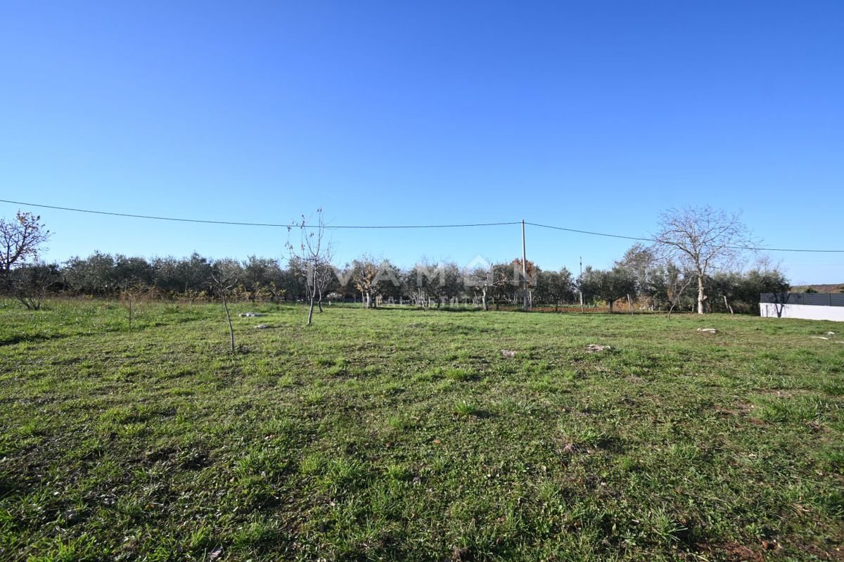 Участок POREČ, 157.000 €