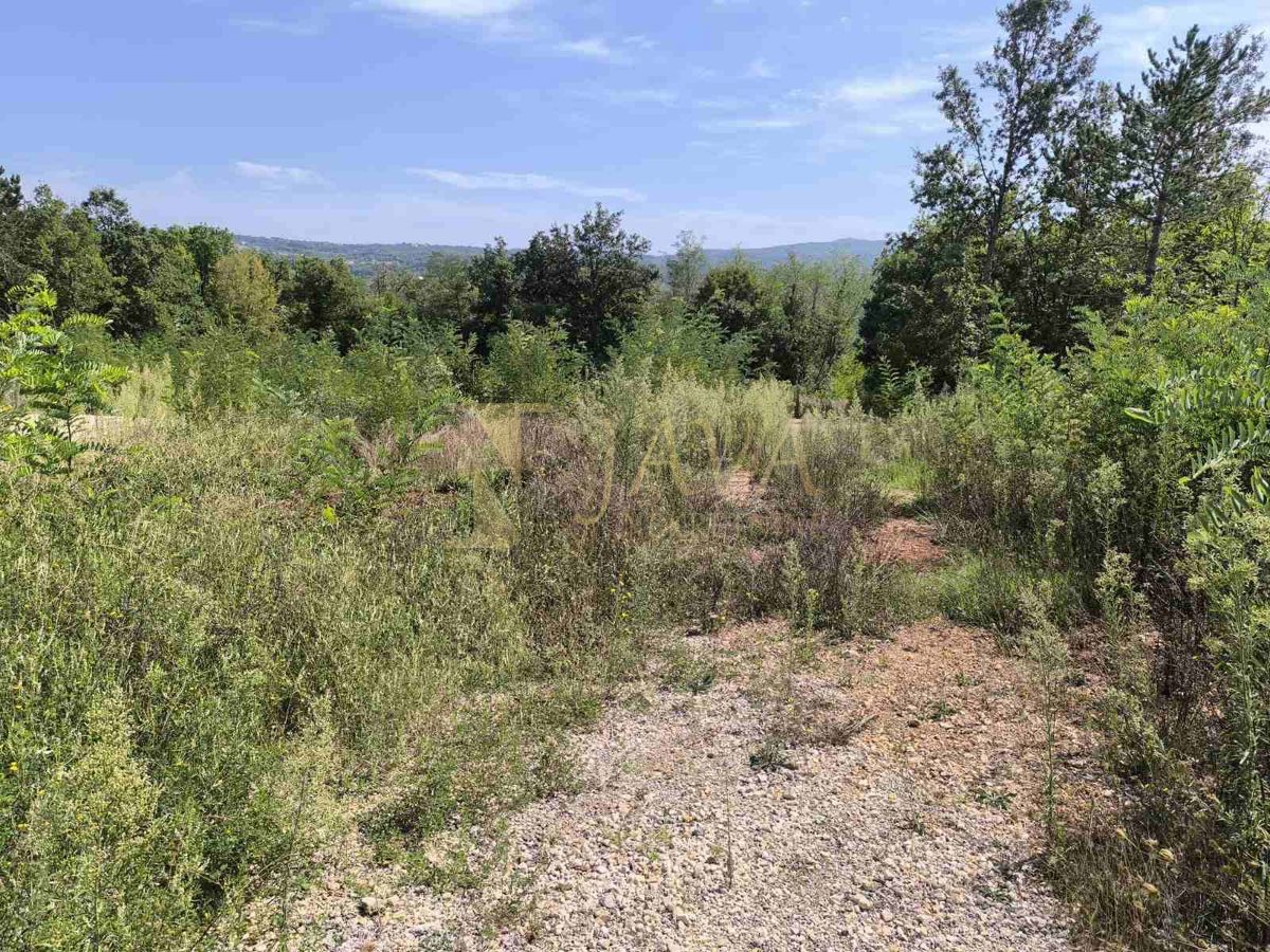 Terreno RAŠA, 70.000 €