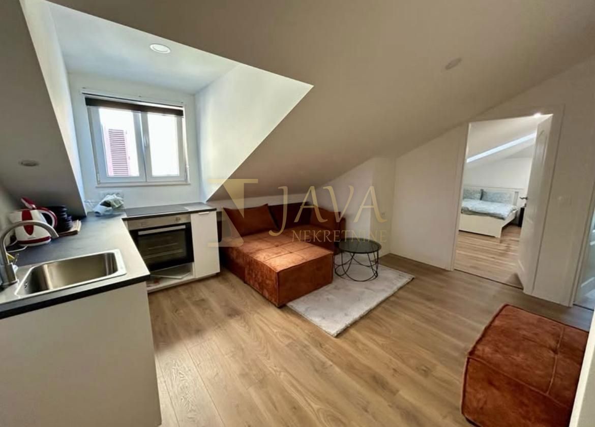 Appartamento RIJEKA, 200 €