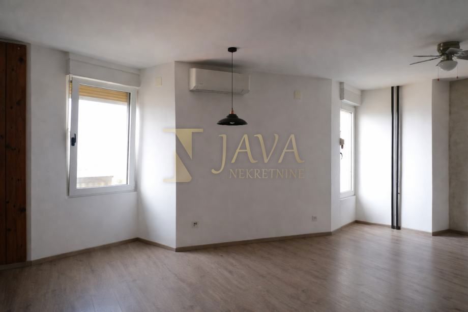 Appartamento RIJEKA, 144.000 €