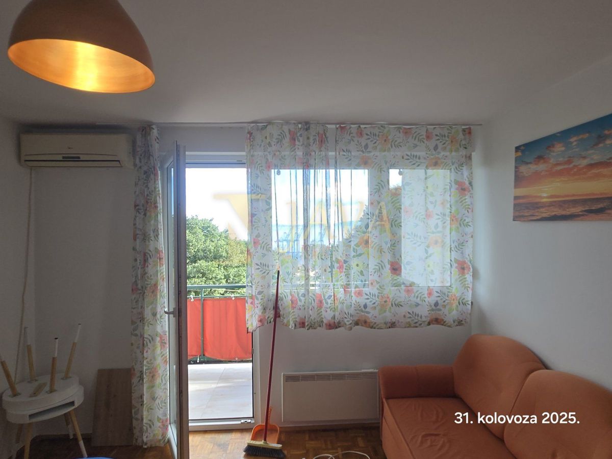 Appartamento RIJEKA, 650 €