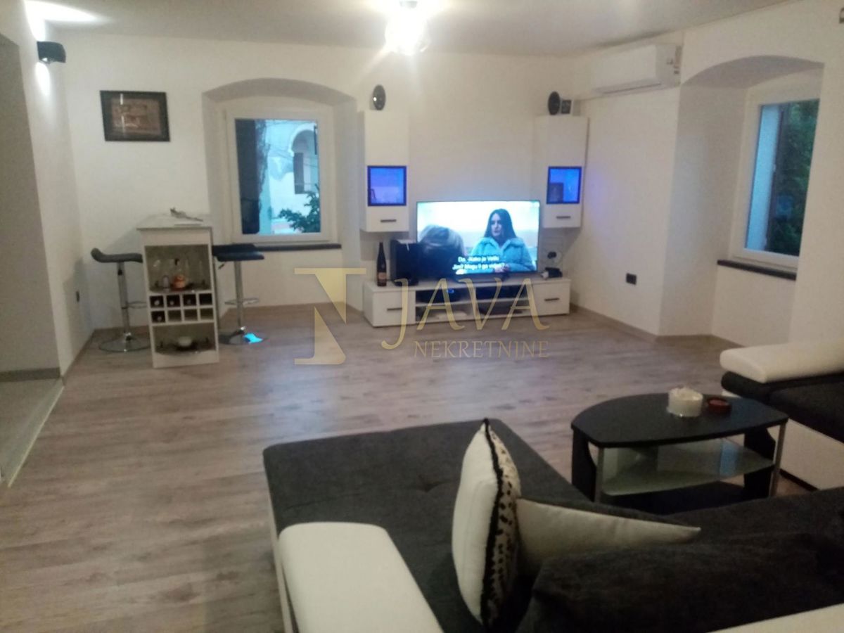 Appartamento RIJEKA, 184.000 €
