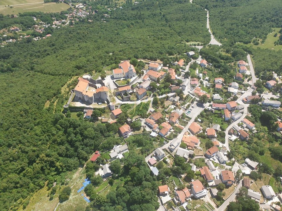 ČAVLE